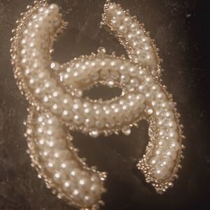 Pearl and Gold Brooch